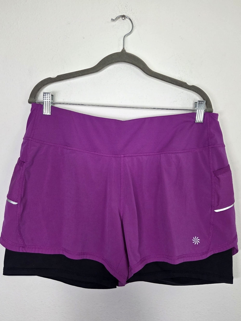 Athleta Crossover Running Shorts, Women’s size L
